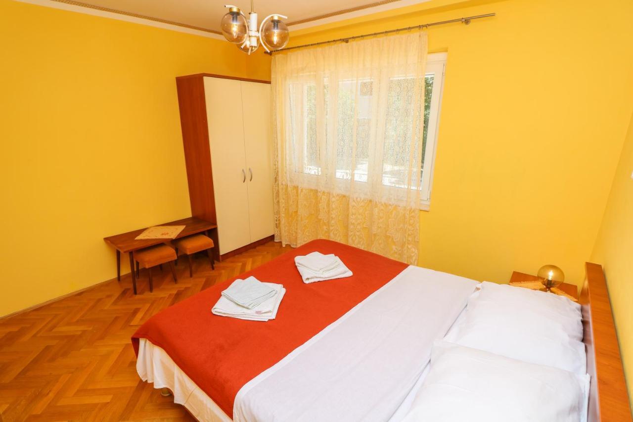 Double Rooms With Terrace Tomica Baška Eksteriør bilde